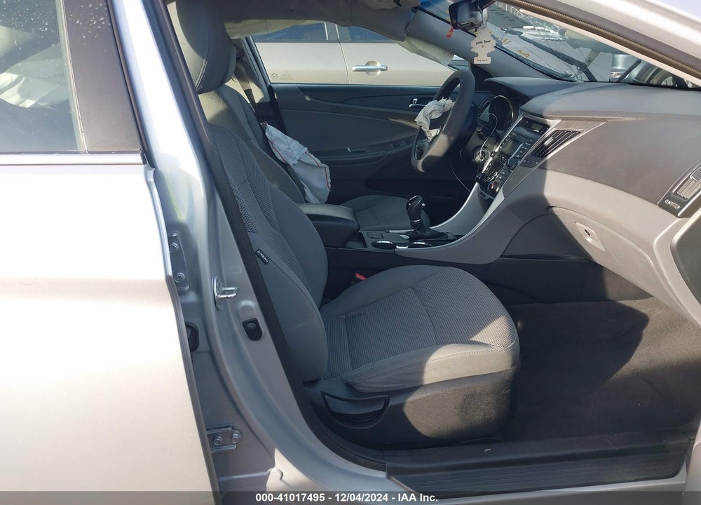 2013 HYUNDAI SONATA GLS VIN: 5NPEB4AC1DH738463