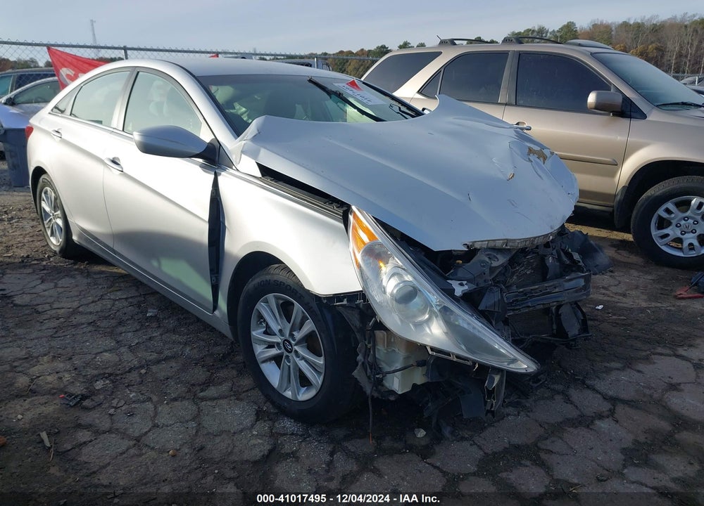 2013 HYUNDAI SONATA GLS VIN: 5NPEB4AC1DH738463
