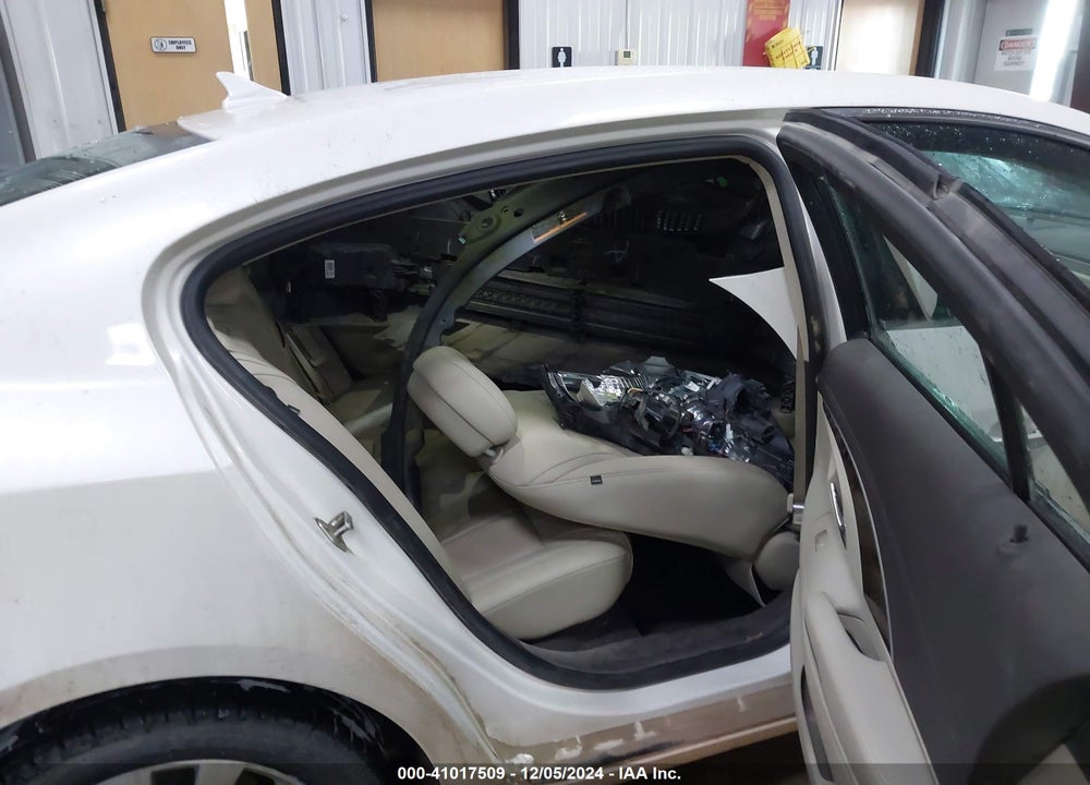 2014 BUICK LACROSSE LEATHER GROUP VIN: 1G4GB5GR7EF174562