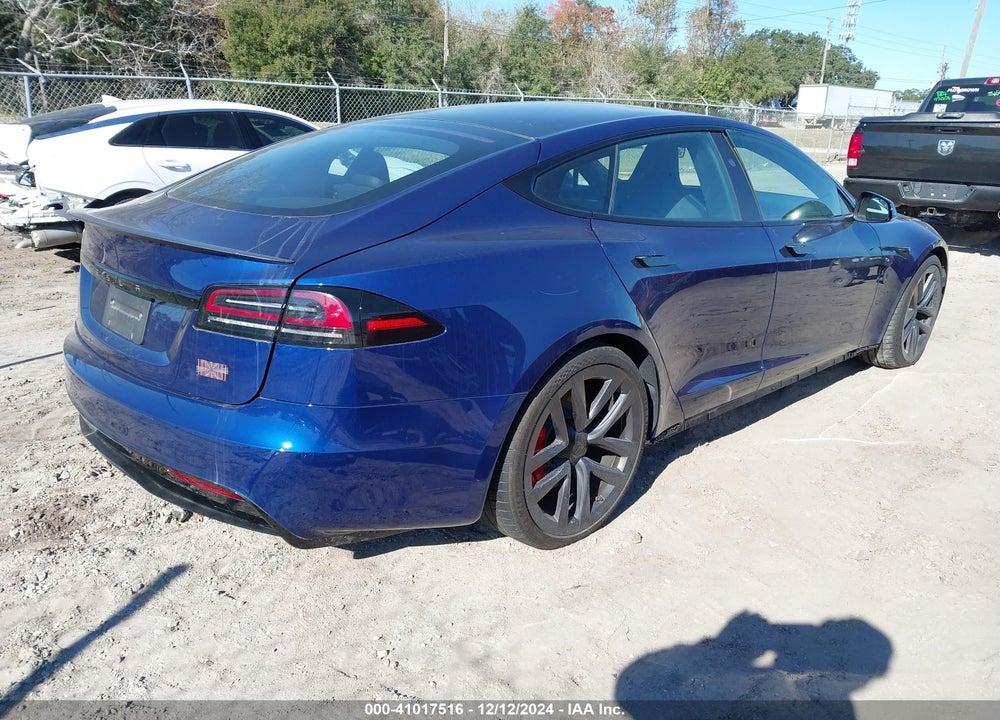2024 TESLA MODEL S PLAID TRI MOTOR ALL-WHEEL DRIVE VIN: 5YJSA1E61RF538584