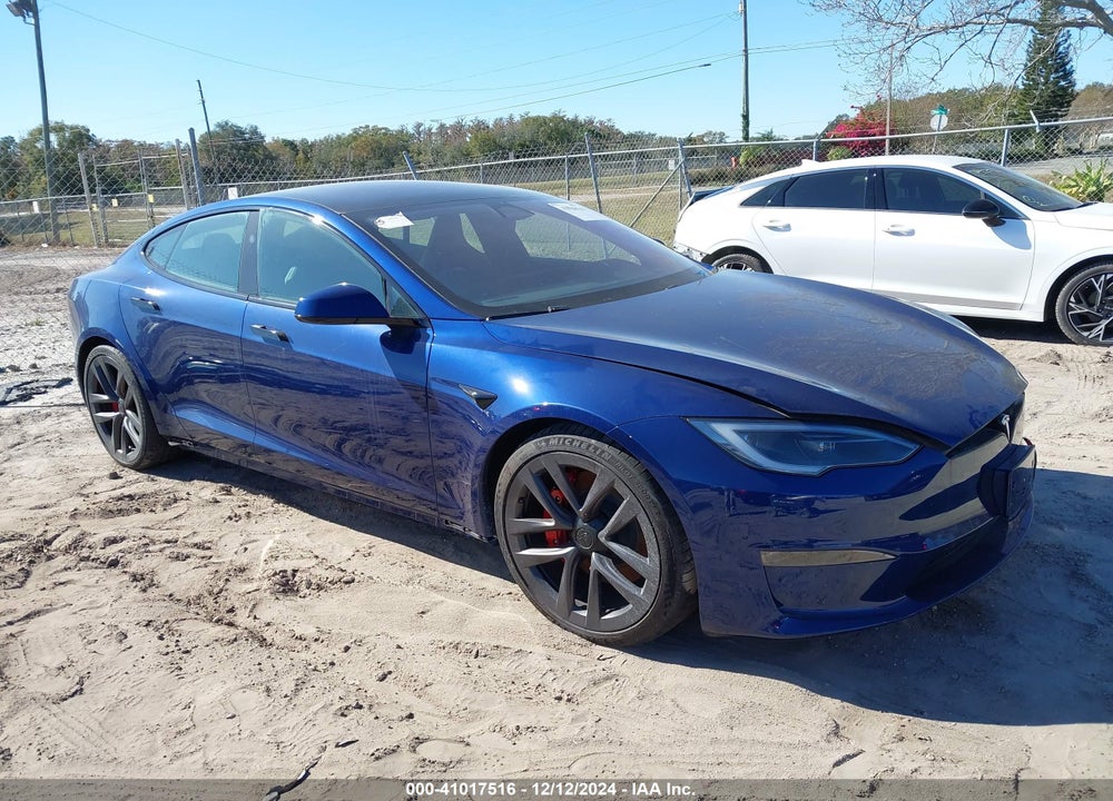 2024 TESLA MODEL S PLAID TRI MOTOR ALL-WHEEL DRIVE VIN: 5YJSA1E61RF538584