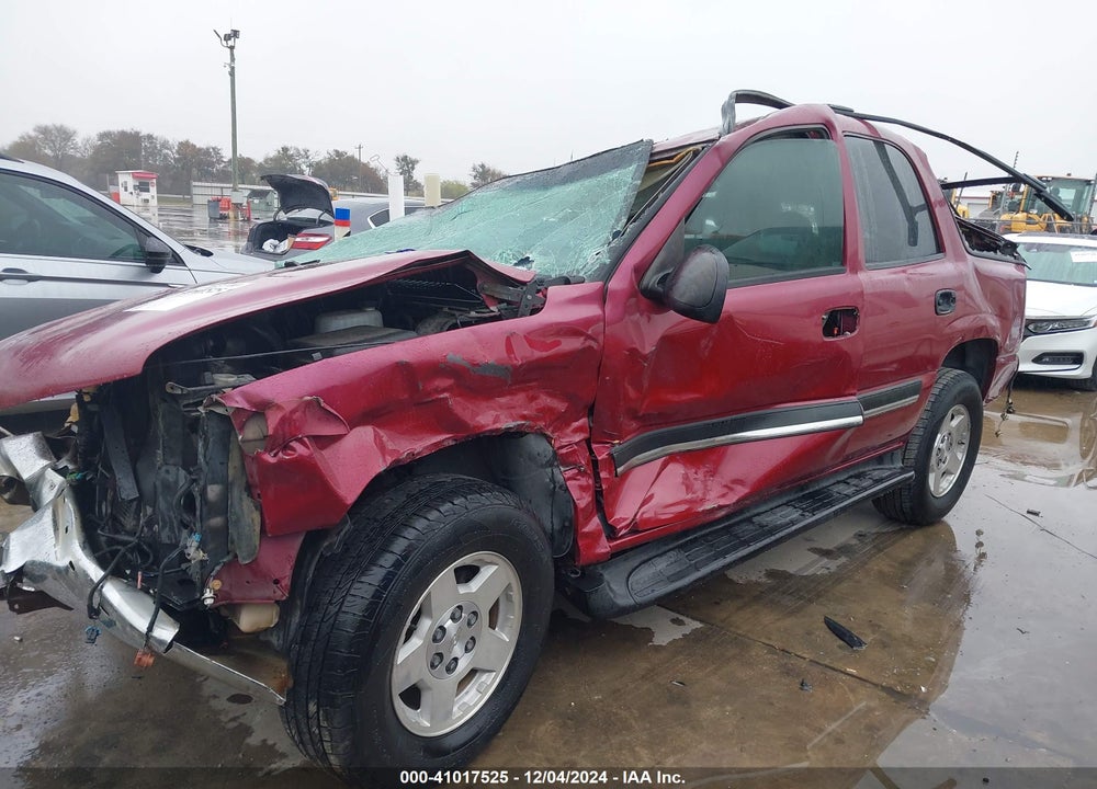 2004 CHEVROLET TAHOE LS VIN: 1GNEC13Z34R239998