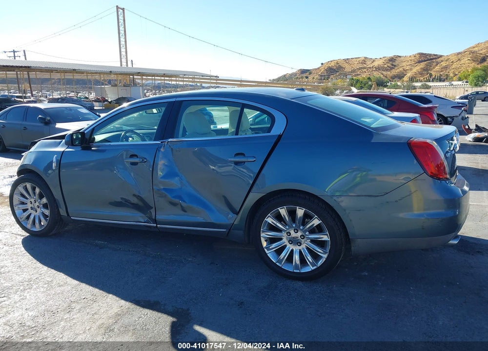2010 LINCOLN MKS VIN: 1LNHL9DR2AG600577