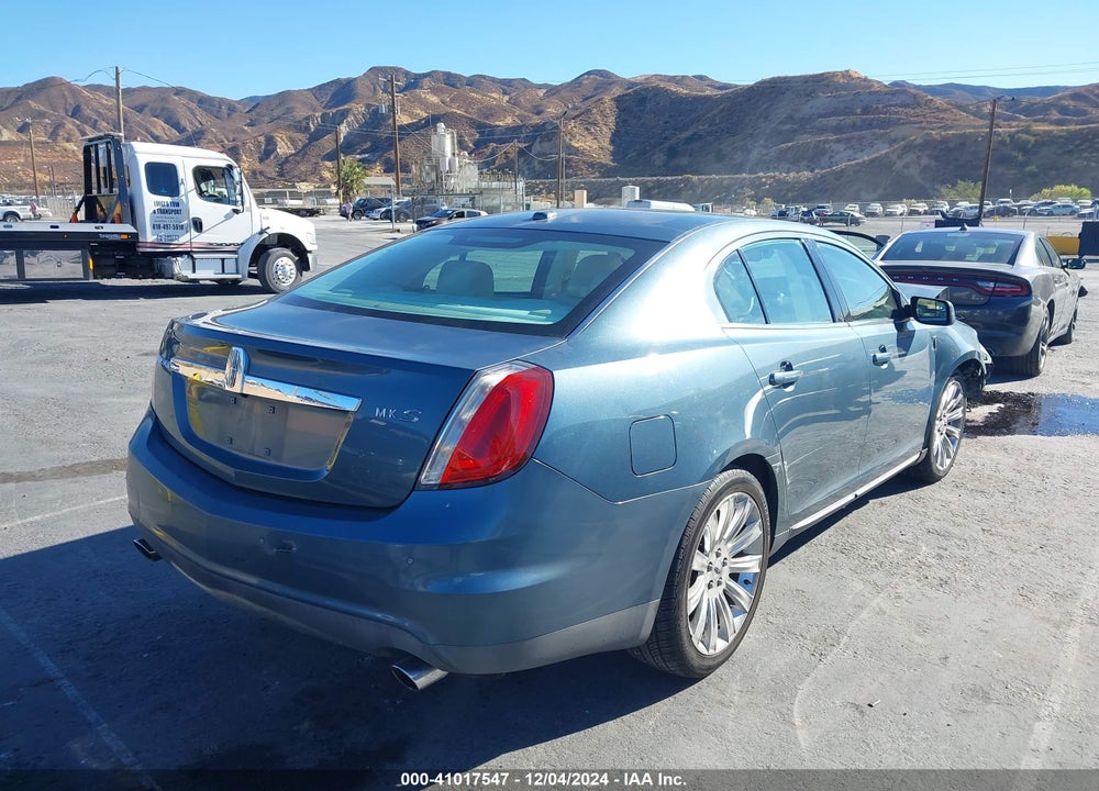 2010 LINCOLN MKS VIN: 1LNHL9DR2AG600577