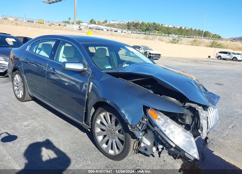 2010 LINCOLN MKS VIN: 1LNHL9DR2AG600577