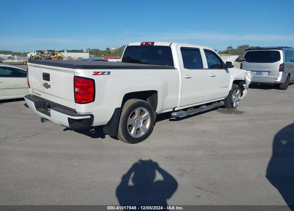 2017 CHEVROLET SILVERADO VIN: 3GCUKREC6HG155517