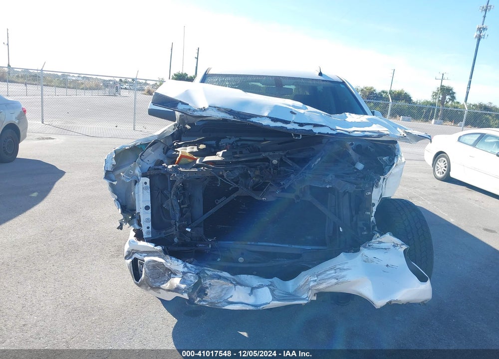 2017 CHEVROLET SILVERADO VIN: 3GCUKREC6HG155517