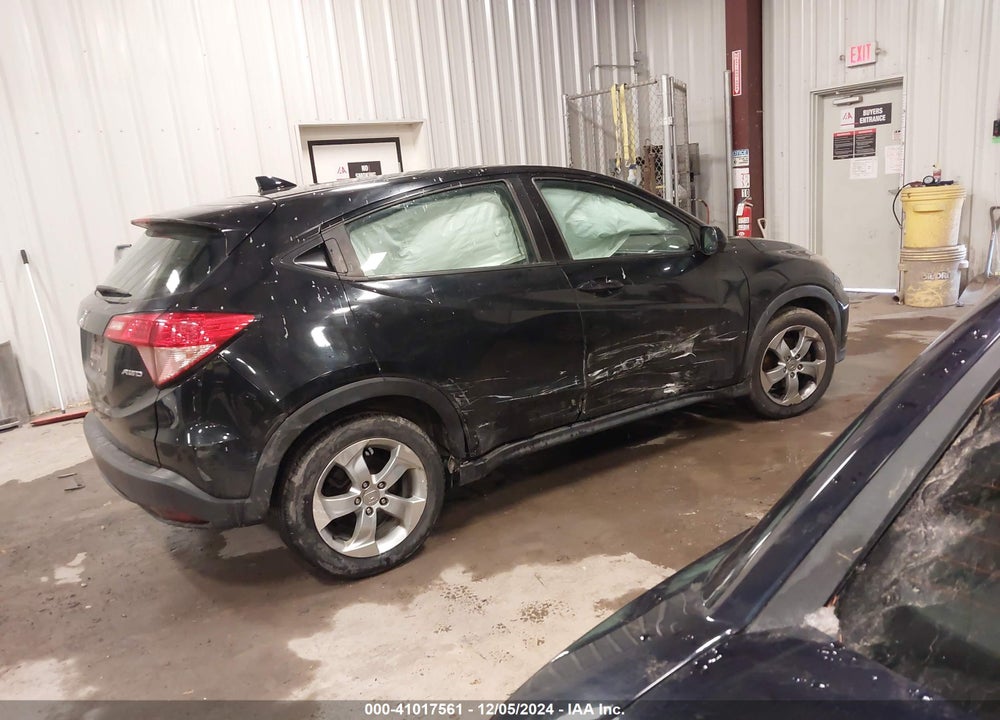 2016 HONDA HR-V LX VIN: 3CZRU6H30GM739514