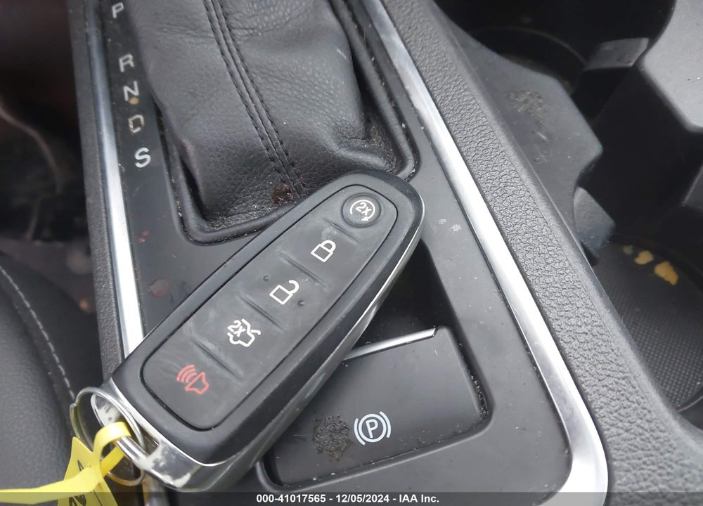 2019 FORD ESCAPE SEL VIN: 1FMCU9HD6KUB42874