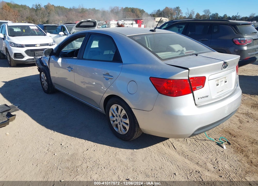 2011 KIA FORTE LX VIN: KNAFT4A2XB5410056