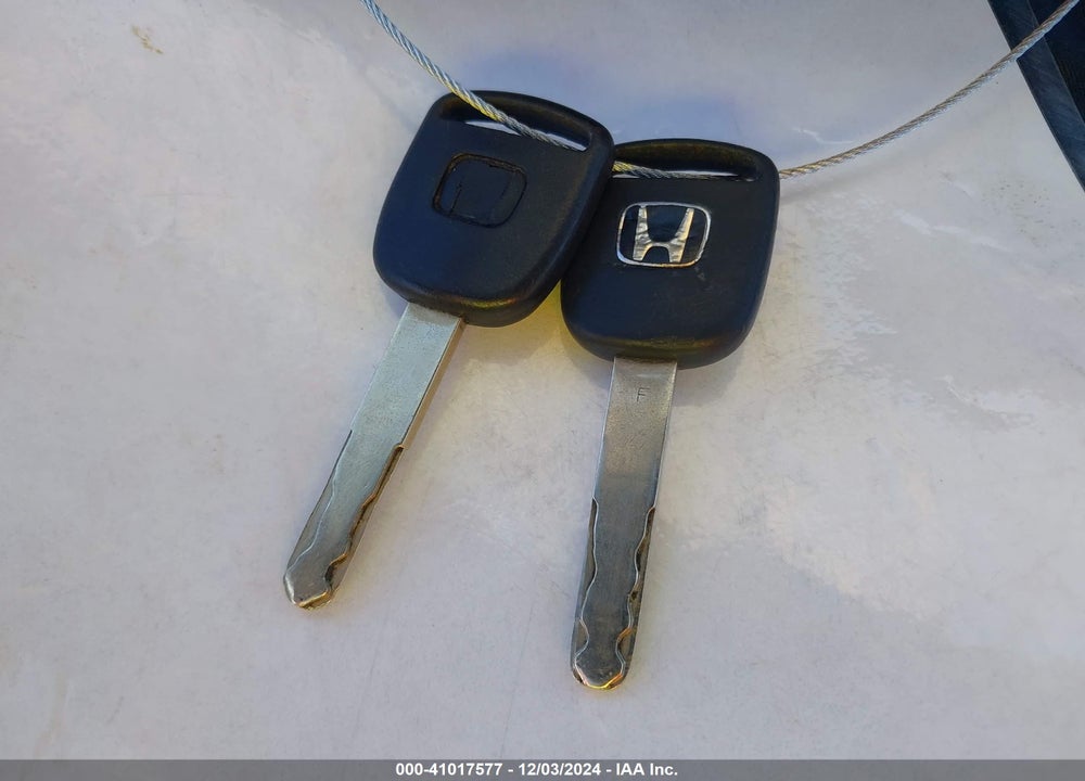 2004 HONDA CIVIC LX VIN: JHMES16564S001252