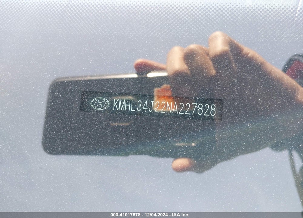 2022 HYUNDAI SONATA LIMITED VIN: KMHL34J22NA227828