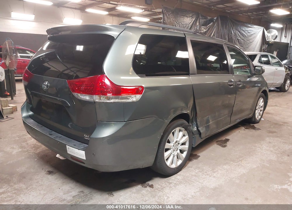 2014 TOYOTA SIENNA XLE LIMITED VIN: 5TDDK3DC2ES093612