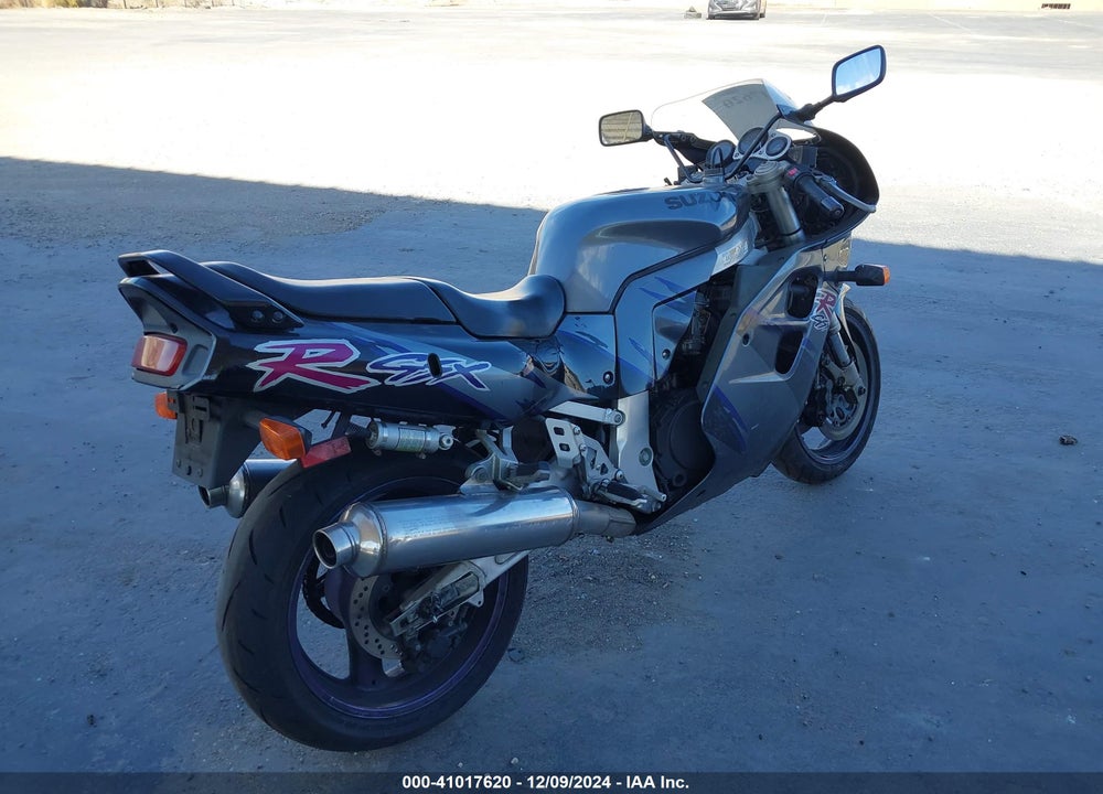 1993 SUZUKI GSX-R1100 W VIN: JS1GU75A4P2100866