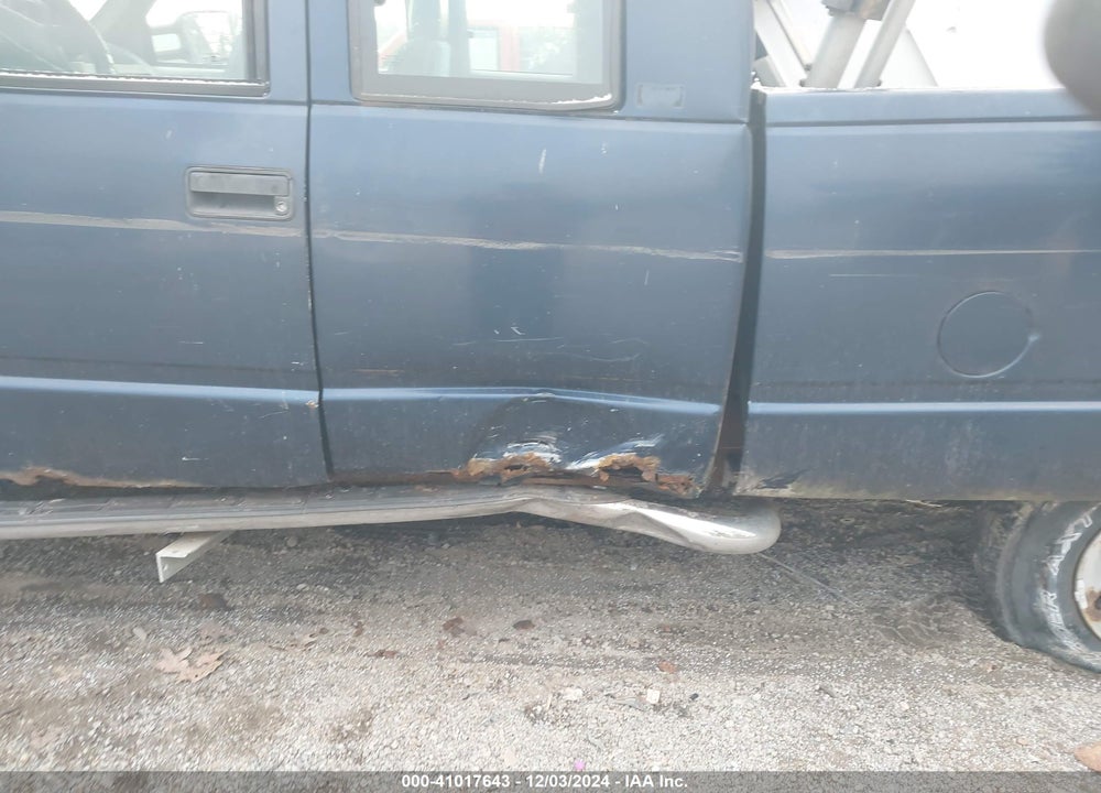 1996 CHEVROLET GMT-400 K1500 VIN: 1GCEK19R4TE262232