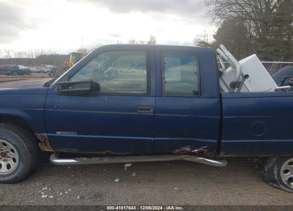 1996 CHEVROLET GMT-400 K1500 VIN: 1GCEK19R4TE262232