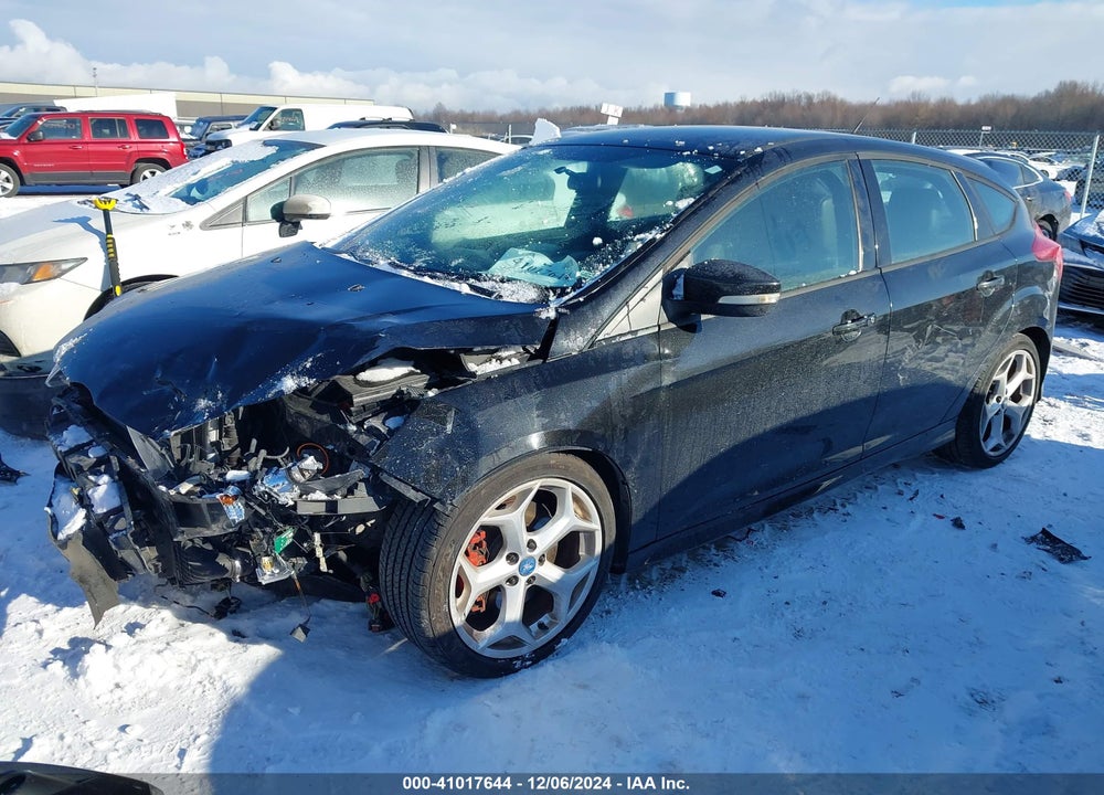 2013 FORD FOCUS ST VIN: 1FADP3L90DL209161