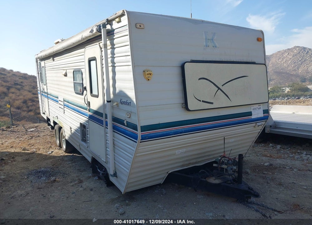 2000 KOMFORT M-2100 VIN: 1K52KTN27Y1024244