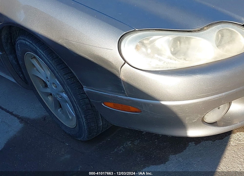 1999 CHRYSLER LHS VIN: 2C3HC56G8XH508853