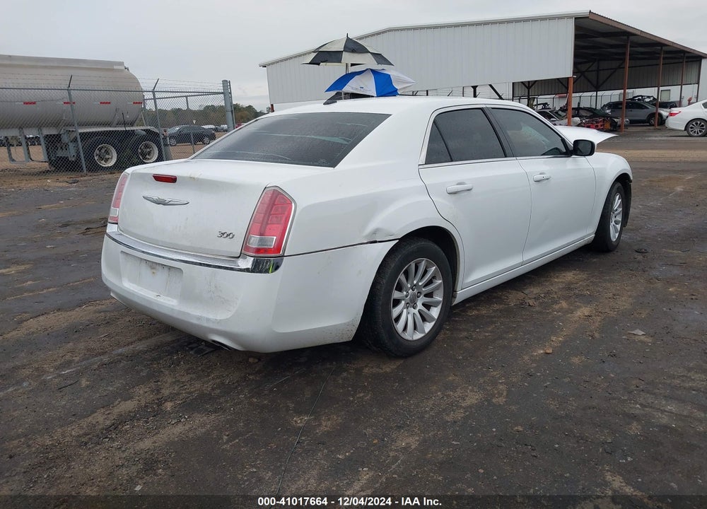 2014 CHRYSLER 300 VIN: 2C3CCAAG0EH255342