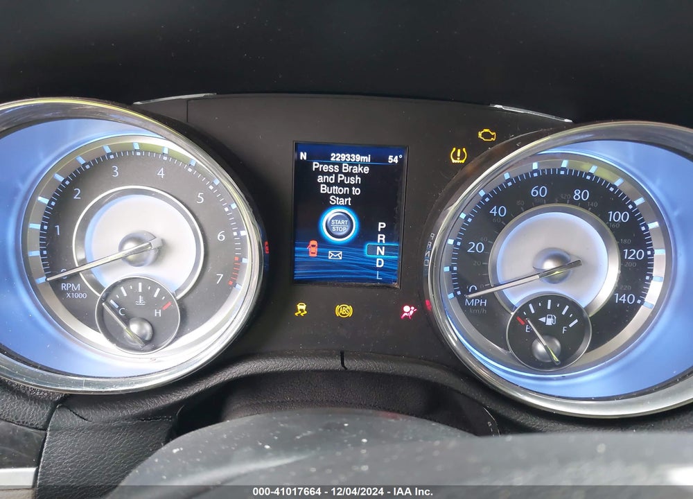 2014 CHRYSLER 300 VIN: 2C3CCAAG0EH255342