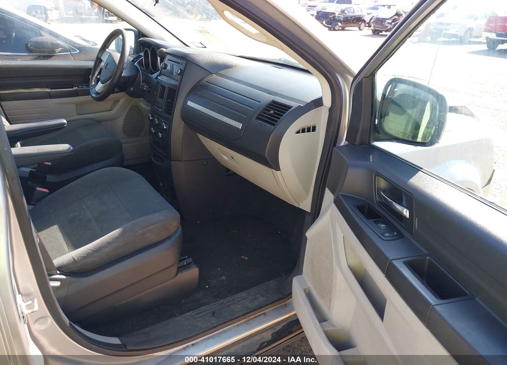 2008 DODGE GRAND CARAVAN SE VIN: 1D8HN44H38B126088