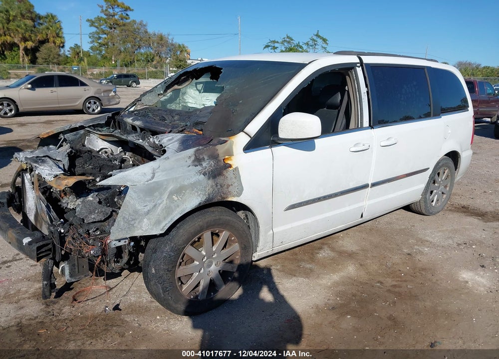2014 CHRYSLER TOWN & COUNTRY TOURING VIN: 2C4RC1BG4ER440024