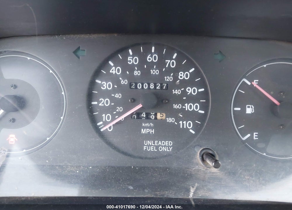 1995 TOYOTA COROLLA LE/DX VIN: 1NXAE09B9SZ272158