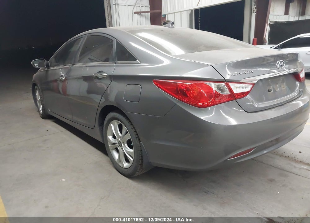 2011 HYUNDAI SONATA LIMITED VIN: 5NPEC4ACXBH218630