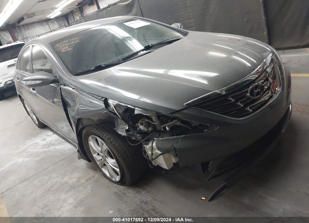 2011 HYUNDAI SONATA LIMITED VIN: 5NPEC4ACXBH218630