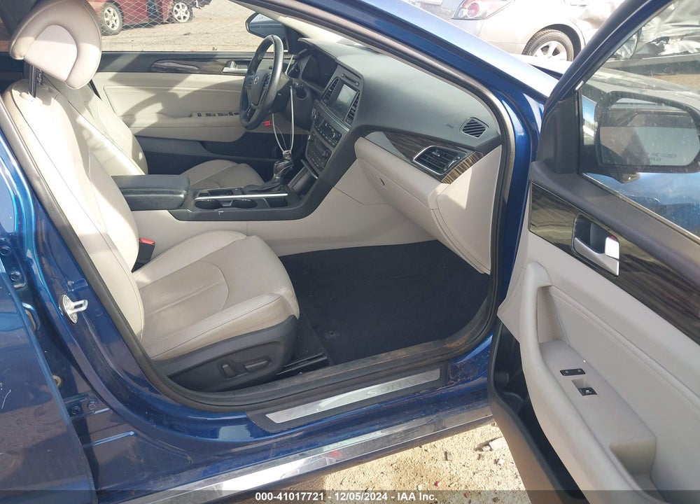 2016 HYUNDAI SONATA VIN: 5NPE34AF5GH302940