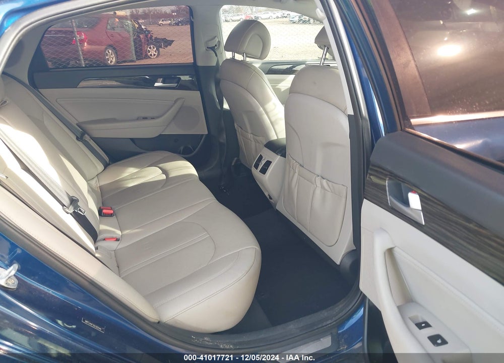 2016 HYUNDAI SONATA VIN: 5NPE34AF5GH302940