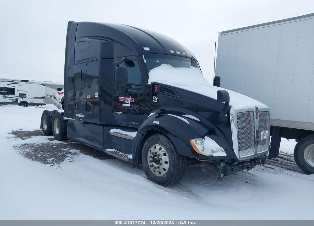 2019 KENWORTH T680 VIN: 1XKYD49X7KJ242431