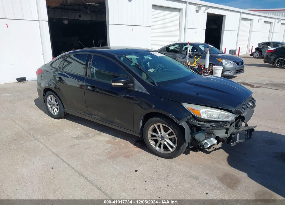 2015 FORD FOCUS SE VIN: 1FADP3F24FL382246