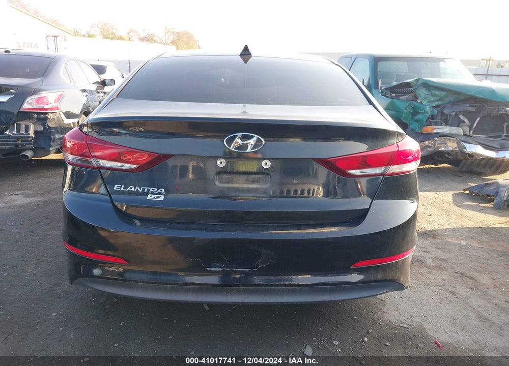 2017 HYUNDAI ELANTRA SE VIN: 5NPD74LF0HH191373