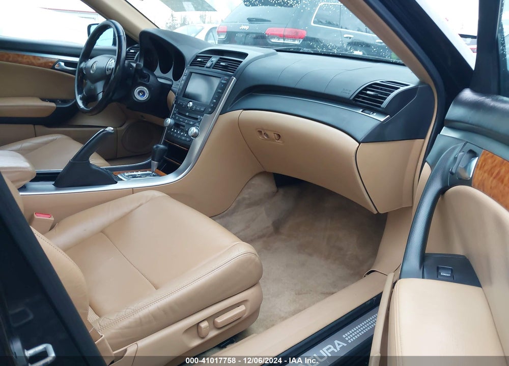 2005 ACURA TL VIN: 19UUA66235A055393