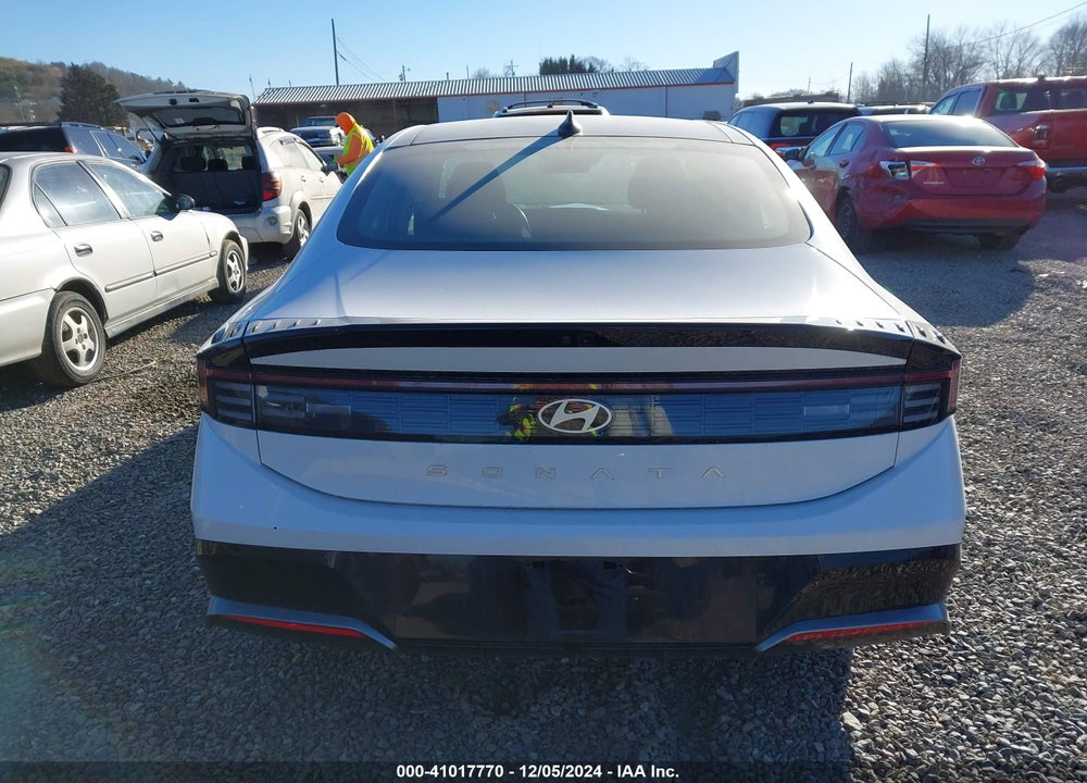 2024 HYUNDAI SONATA SEL VIN: KMHL14JA2RA349415