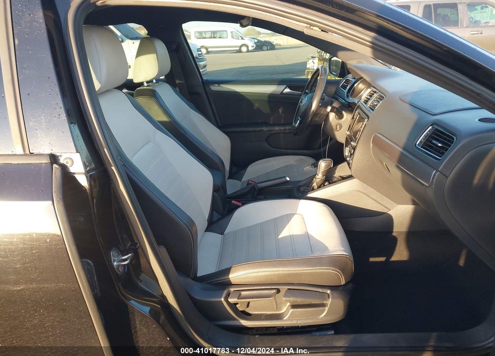 2016 VOLKSWAGEN JETTA 1.8T SPORT VIN: 3VWD17AJ7GM406974