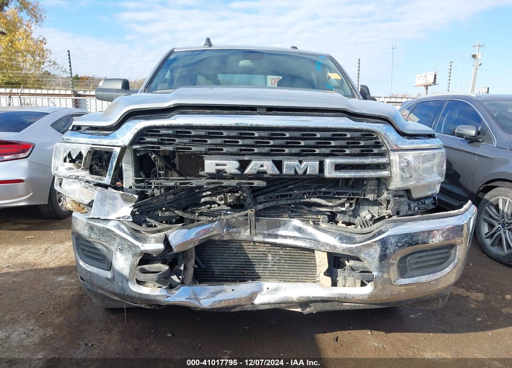 2022 RAM 2500 BIG HORN 4X4 6'4 BOX VIN: 3C6UR5DLXNG436681