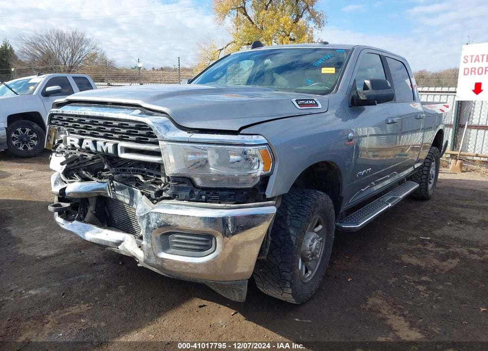 2022 RAM 2500 BIG HORN 4X4 6'4 BOX VIN: 3C6UR5DLXNG436681