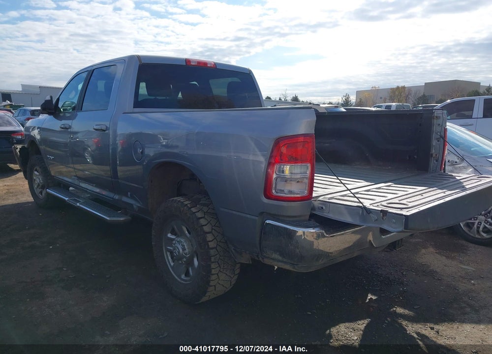 2022 RAM 2500 BIG HORN 4X4 6'4 BOX VIN: 3C6UR5DLXNG436681