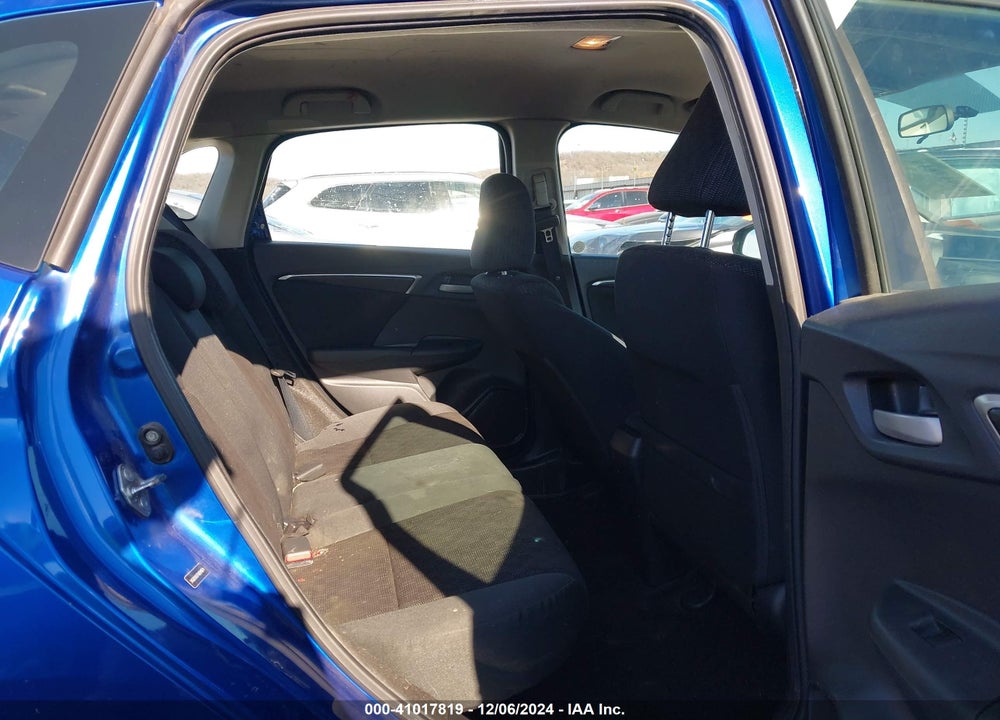 2015 HONDA FIT VIN: 3HGGK5H57FM764974