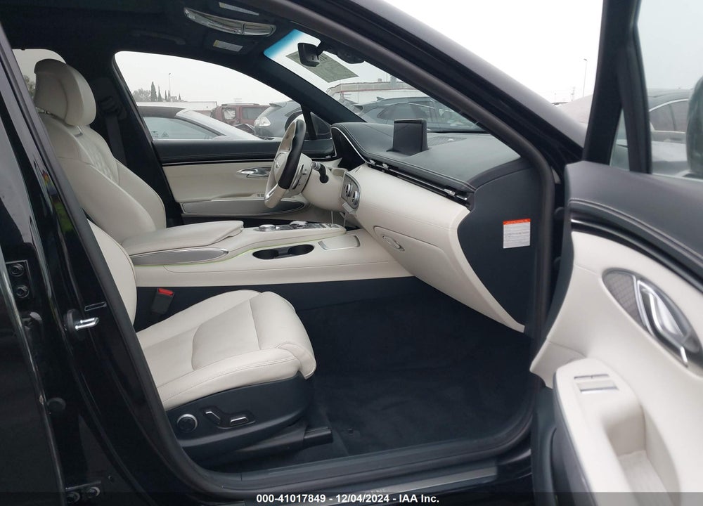2024 GENESIS ELECTRIFIED GV70 ADVANCED AWD VIN: 5NMMCET16RH001242