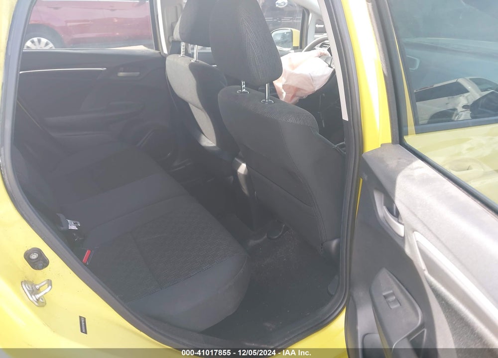 2015 HONDA FIT LX VIN: 3HGGK5G54FM748233