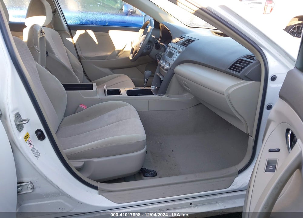 2011 TOYOTA CAMRY LE VIN: 4T1BF3EK2BU583651