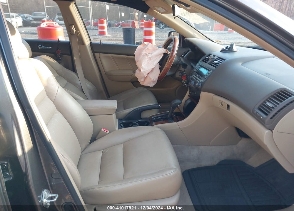2007 HONDA ACCORD 2.4 EX VIN: 1HGCM56847A082543