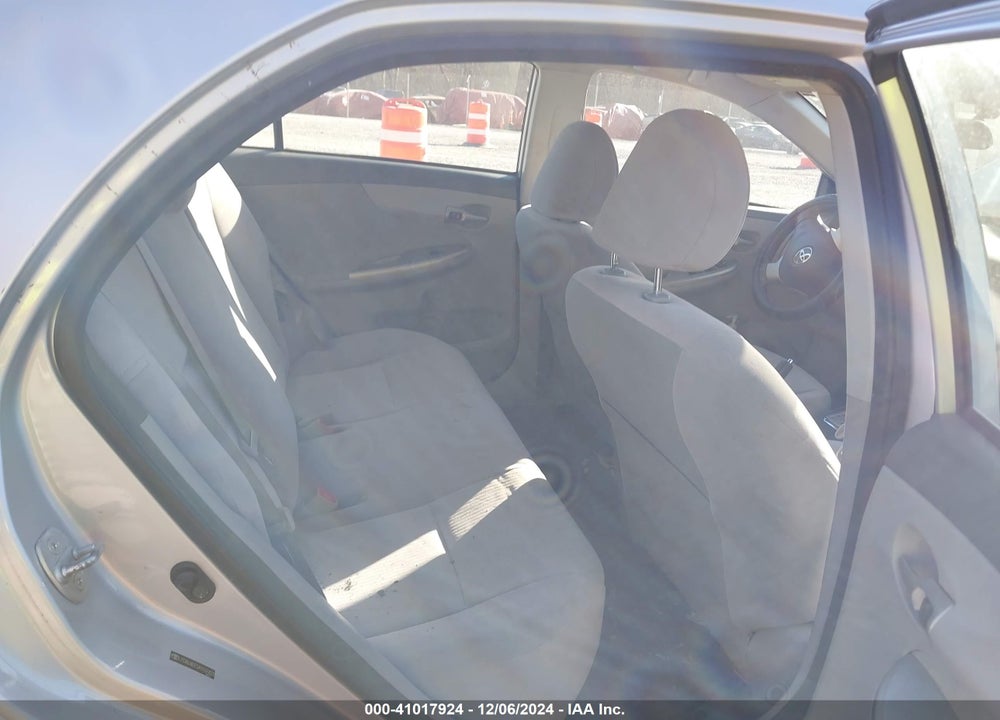 2010 TOYOTA COROLLA LE VIN: JTDBU4EE5A9107423