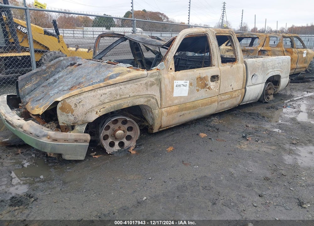 2004 CHEVROLET SILVERADO 1500 Z71 VIN: 2GCEK19T341133185