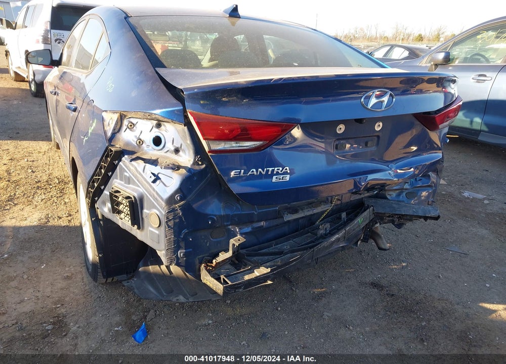 2018 HYUNDAI ELANTRA VIN: 5NPD74LFXJH359445