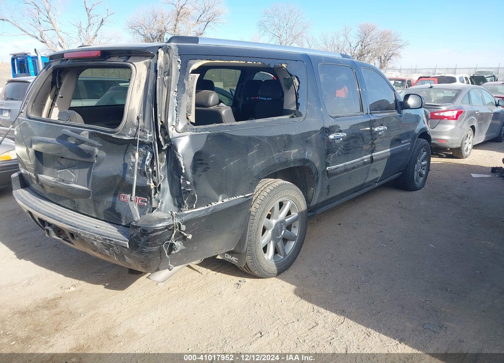 2007 GMC YUKON XL 1500 DENALI VIN: 1GKFK66857J336742